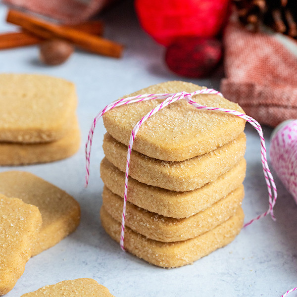 Gingerbread Shortbread Cookies